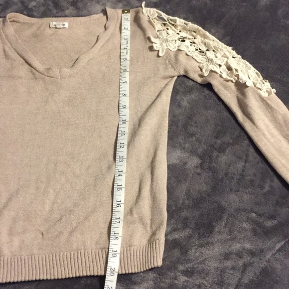 Lace Shoulder Sweater ⚠️Final Price Reduction ⚠️ - Picture 6 of 7